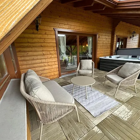 Holiday home Dans Un Ecrin De Verdure Avec Privatif